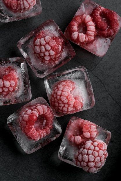 Heirloom Berries: Artisanal Farm-Fresh Mix